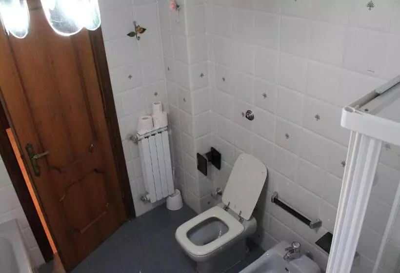 Aamiaismajoitus (B&B) A Casa Mia