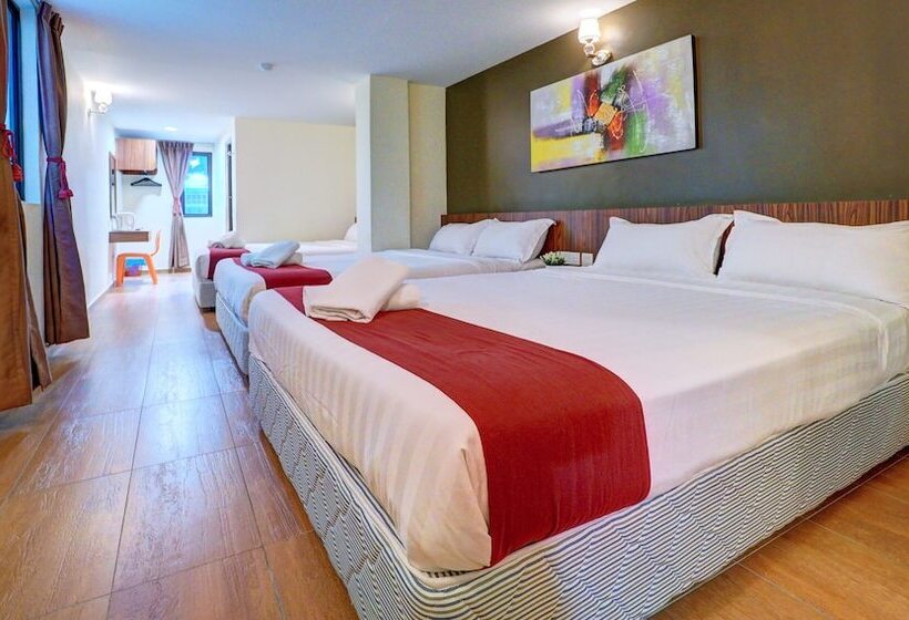 Ai Smart Hotel @ Jonker