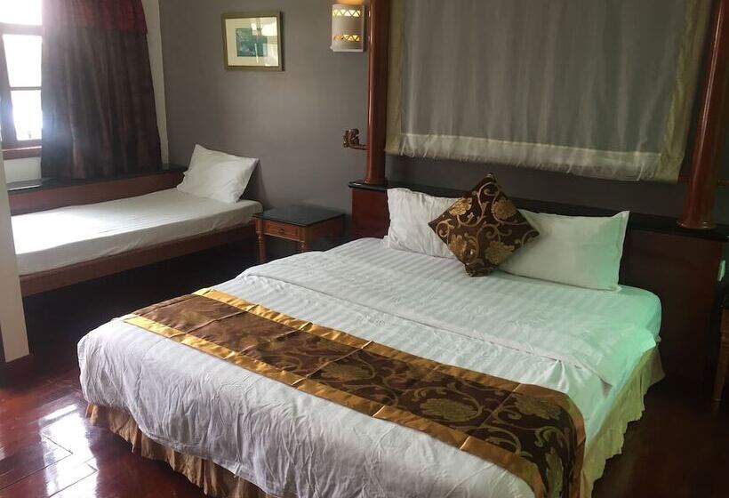 هتل Cmk & Private Water Chalet