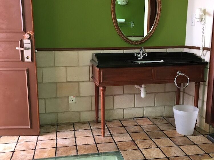 هتل Cmk & Private Water Chalet