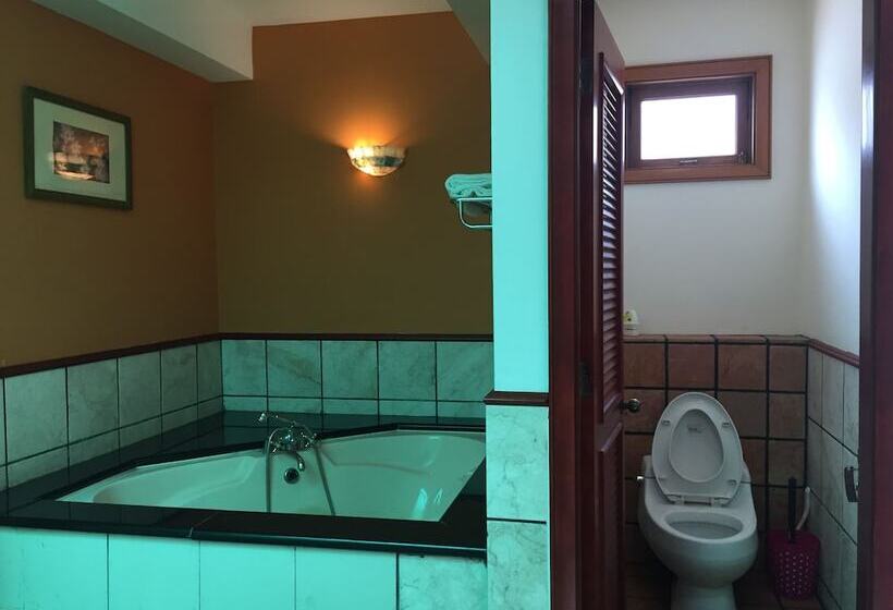 هتل Cmk & Private Water Chalet