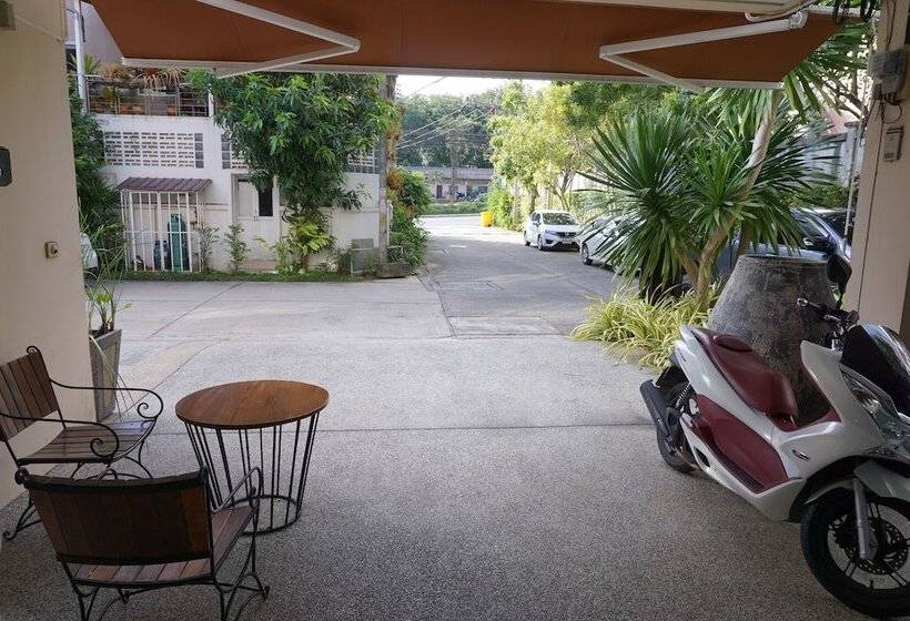 בית מלון כפרי Green House Phuket