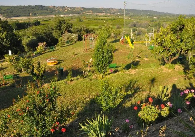 Hotelli Il Terrazzo Sul Sinni