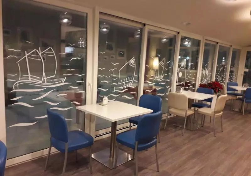Hotel Lanterna Blu