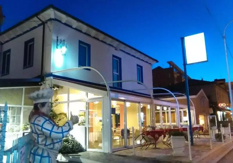 Hotel Lanterna Blu