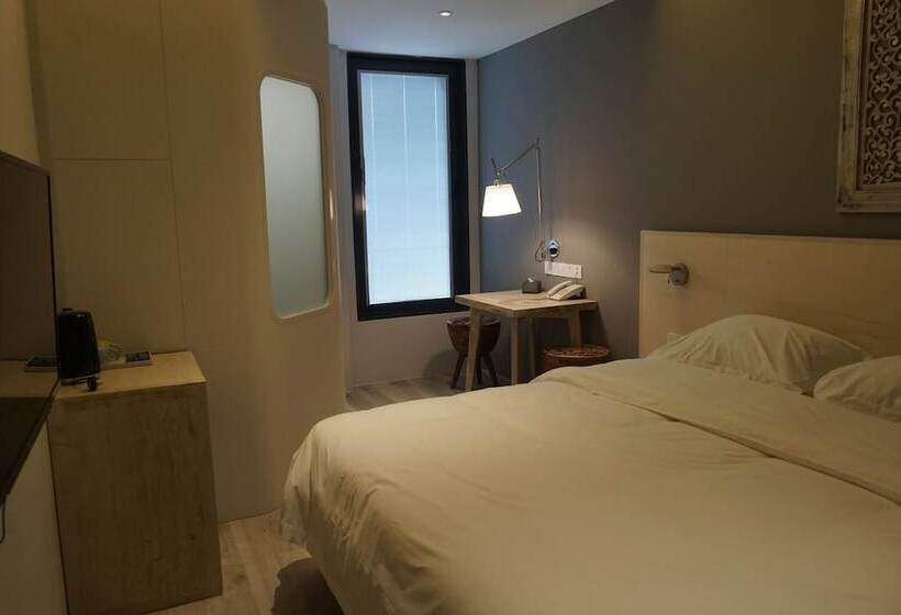 בית מלון כפרי M+ Boutique