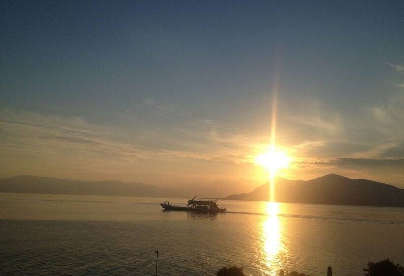 فندق Maravellia Art