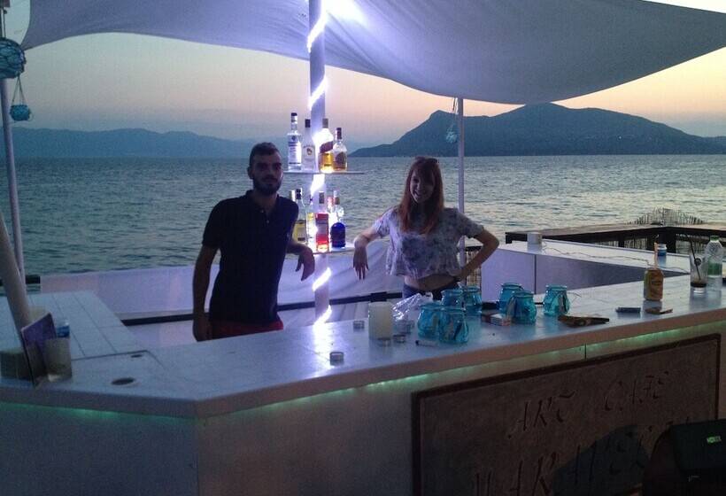 فندق Maravellia Art