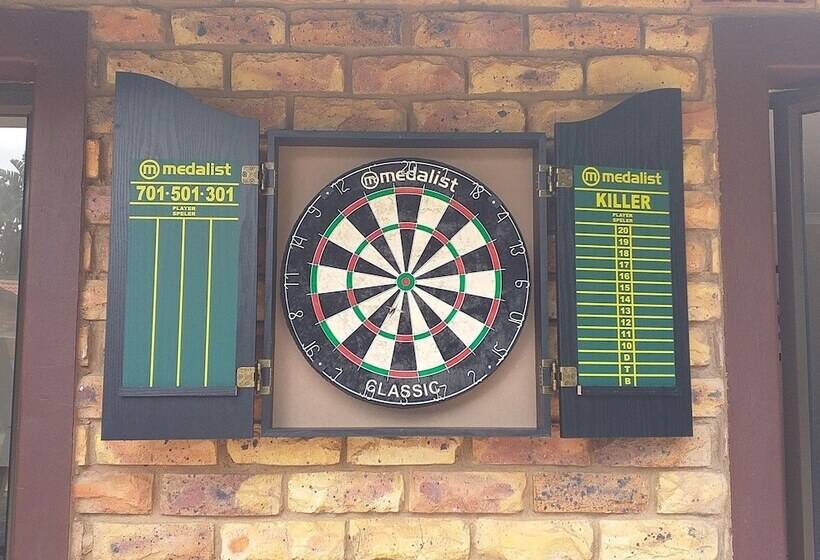 בית מלון כפרי Matusadona Guest Lodge