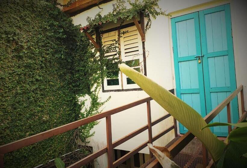 Отель Moontree47