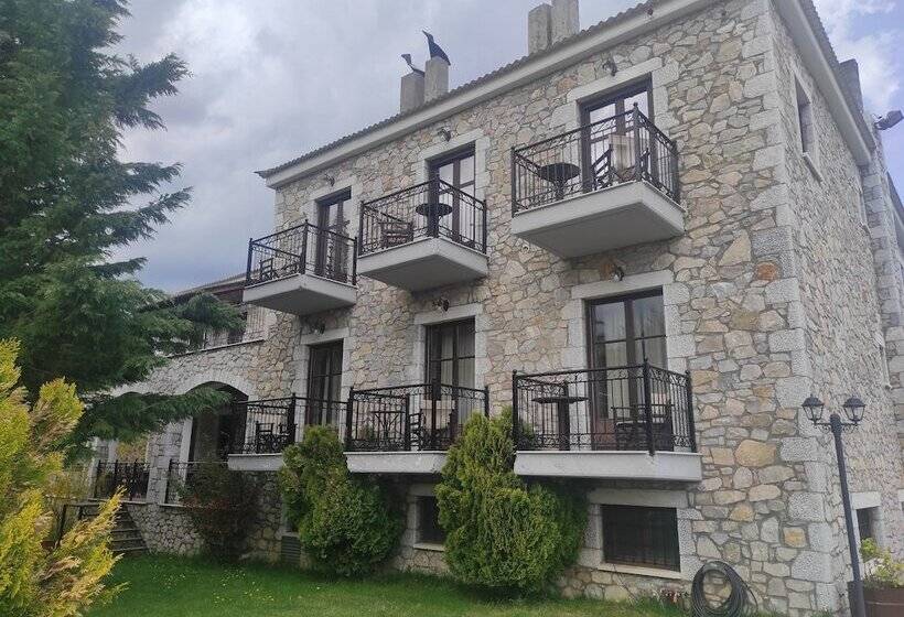 בית מלון כפרי Ouranogiton Resort