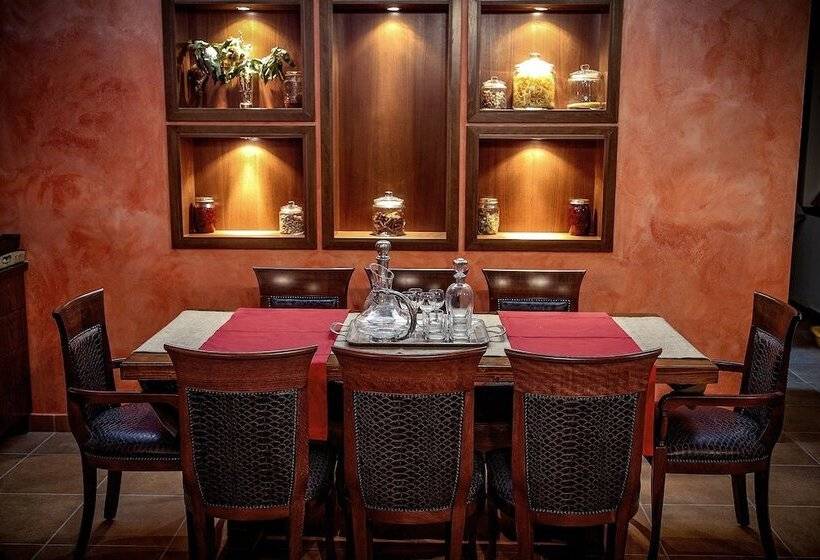 בית מלון כפרי Ouranogiton Resort