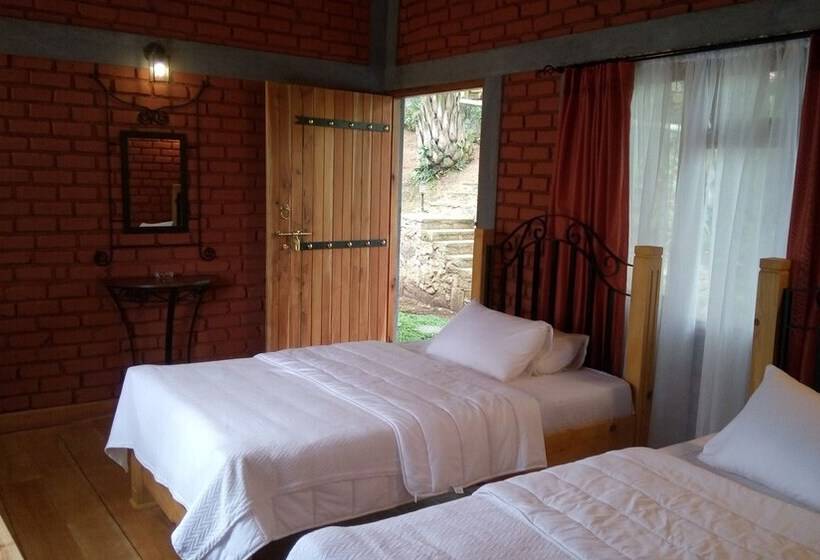 Hotel Tea Leaf Retreat