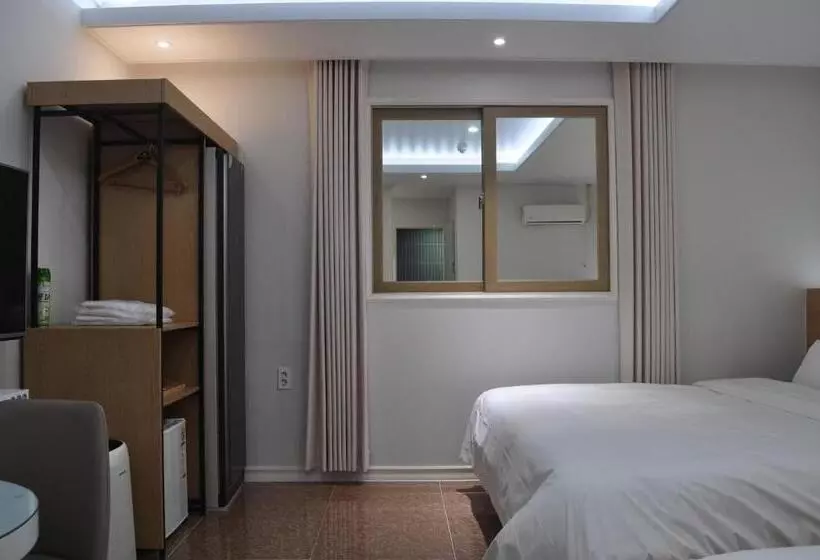Hound Hotel Sangmu