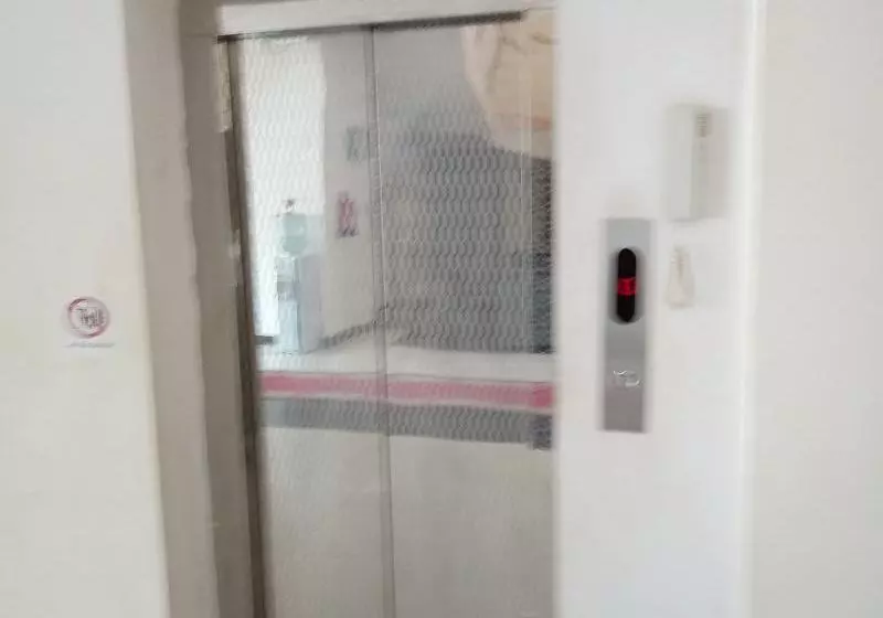 Oyo 351 Darr Mesk