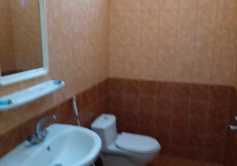 Oyo 351 Darr Mesk