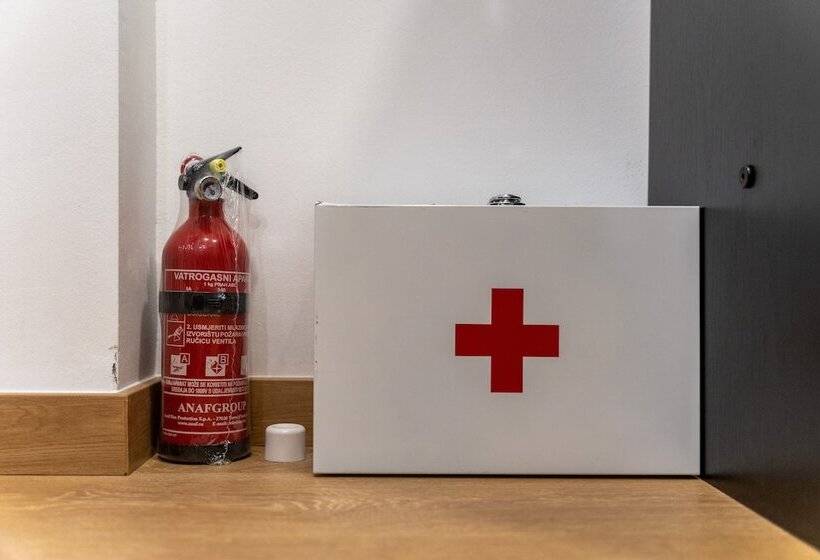 פנסיון Aurora Rooms B&b Pula