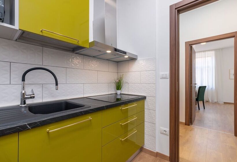 פנסיון Aurora Rooms B&b Pula