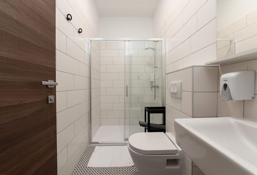 פנסיון Aurora Rooms B&b Pula