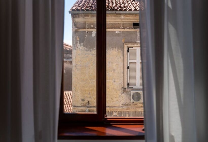 פנסיון Aurora Rooms B&b Pula