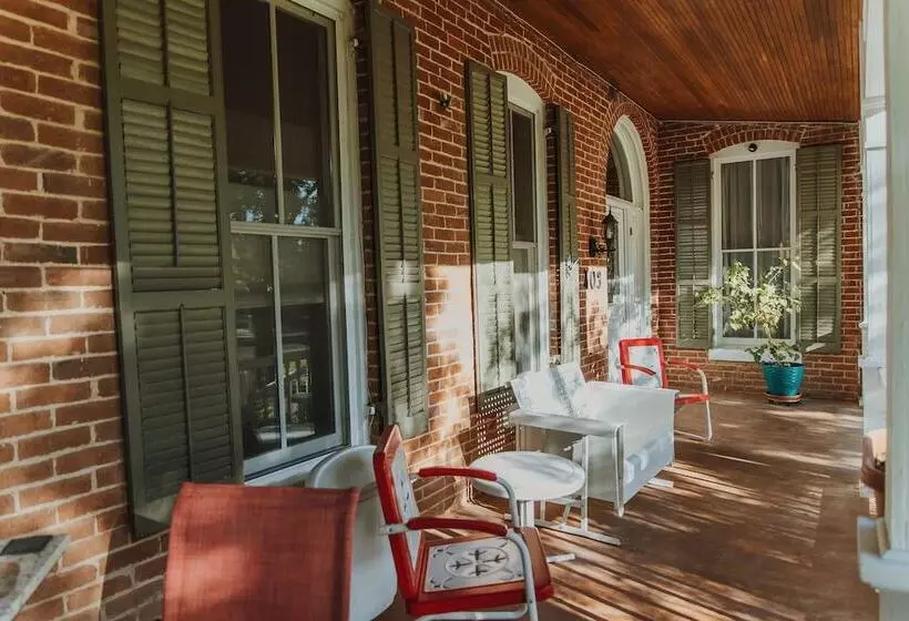 Alpine Bed And Breakfast