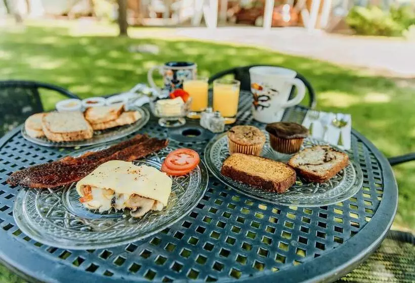 Alpine Bed And Breakfast