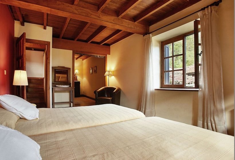 Beautiful Country House With Stunning Views Of The Mountains Of Asturias