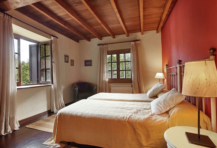 Beautiful Country House With Stunning Views Of The Mountains Of Asturias