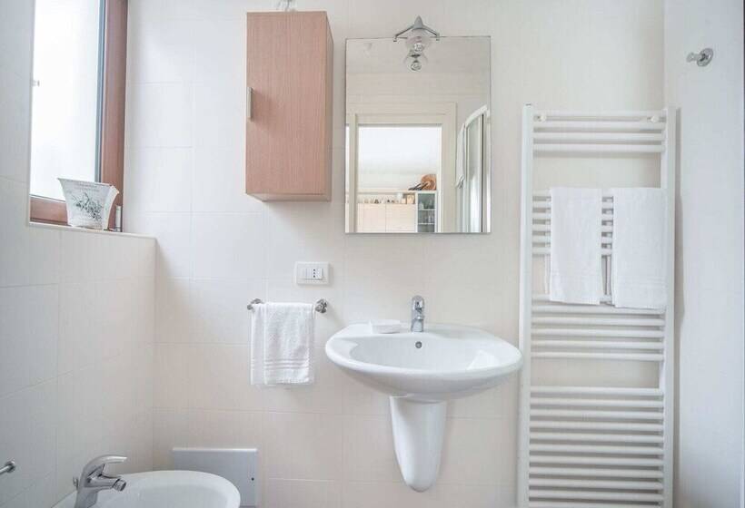 Cozy Cottage In Alberobello With Private Garden