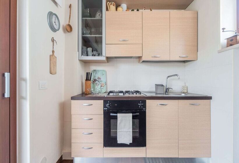 Cozy Cottage In Alberobello With Private Garden