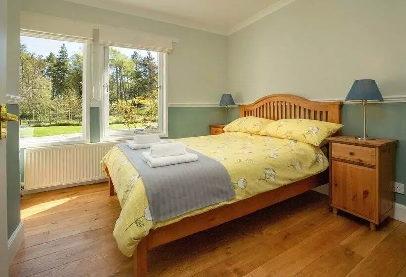 Hotelli Glentruim Lodge Ecopod