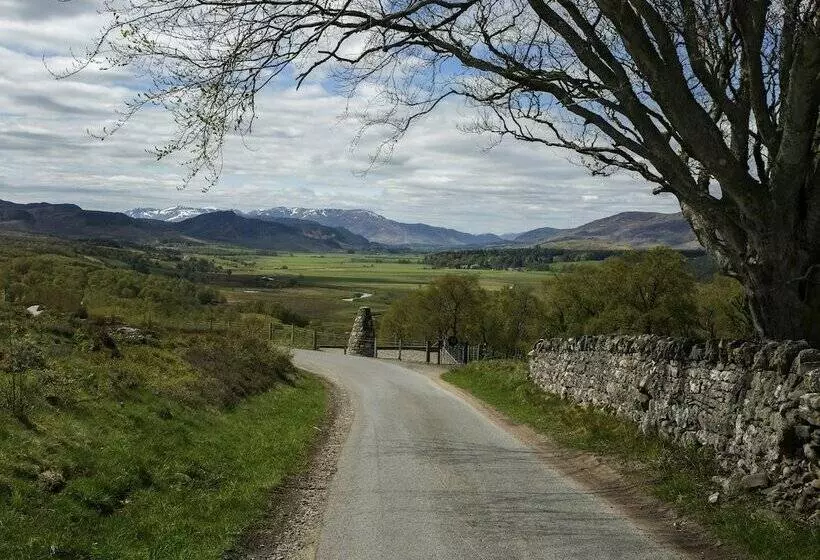 Hotelli Glentruim Lodge Ecopod