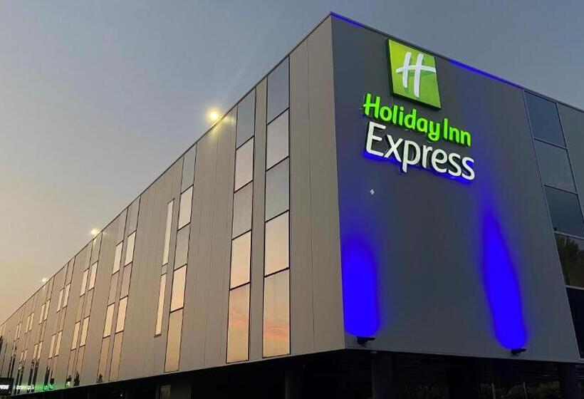 ホテル Holiday Inn Express   Arcachon   La Teste, An Ihg