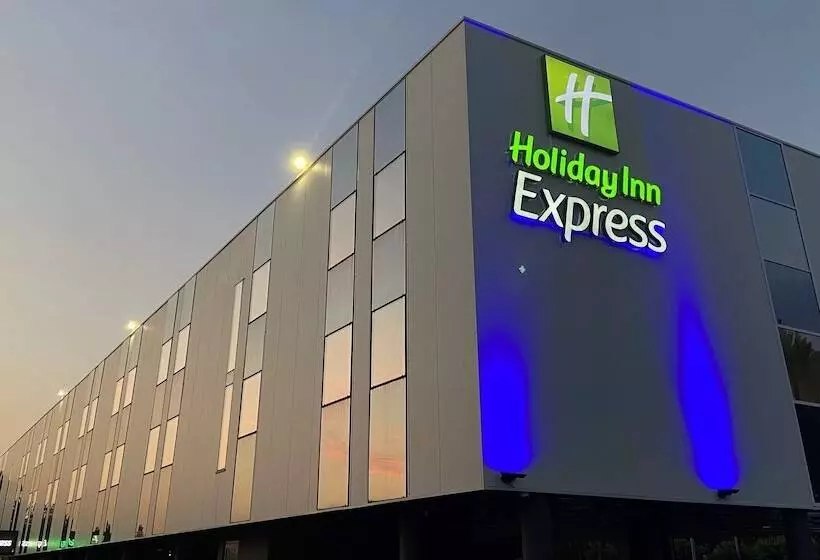 Hotelli Holiday Inn Express   Arcachon   La Teste, An Ihg