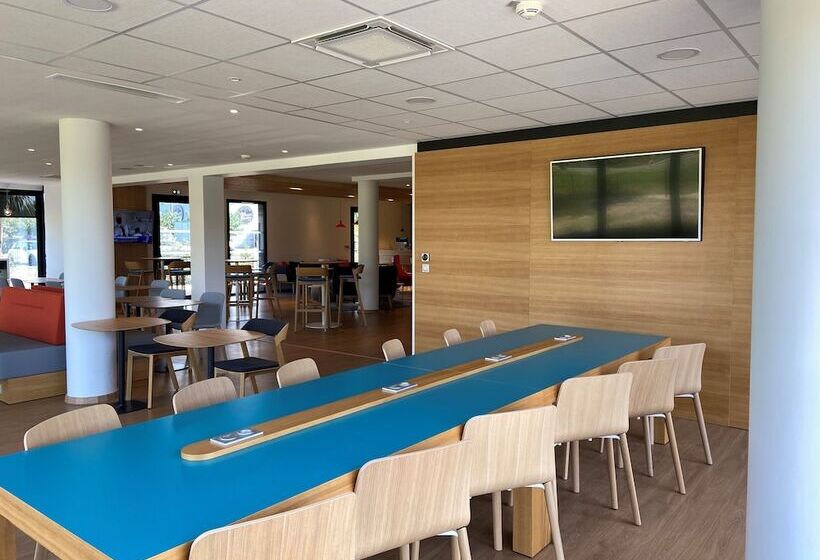 ホテル Holiday Inn Express   Arcachon   La Teste, An Ihg