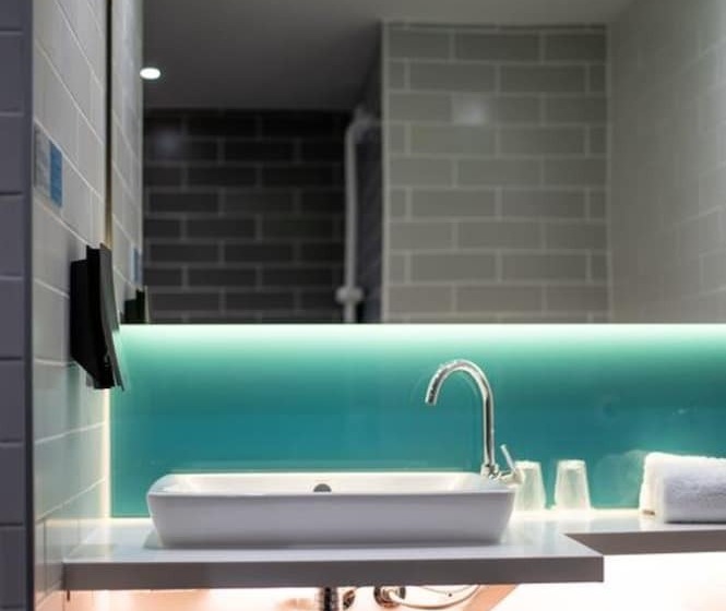 ホテル Holiday Inn Express   Arcachon   La Teste, An Ihg