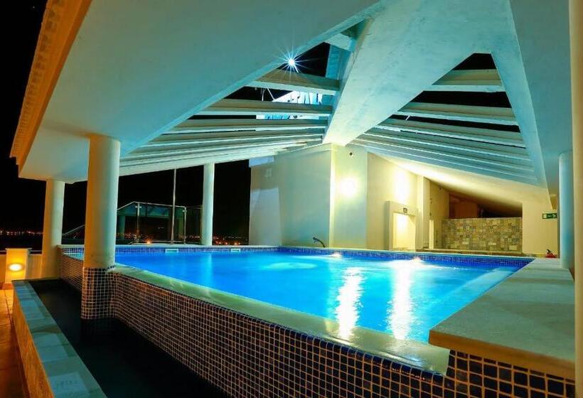 ホテル Puerta Salinas Isla Cristina