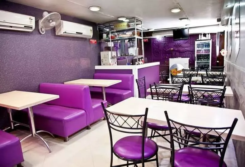 Hotelli Sheela Towers