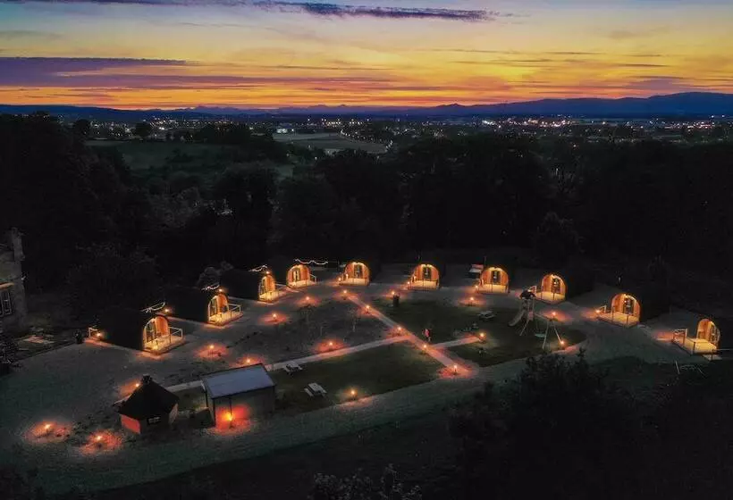 Hotelli Weedingshall Lodges