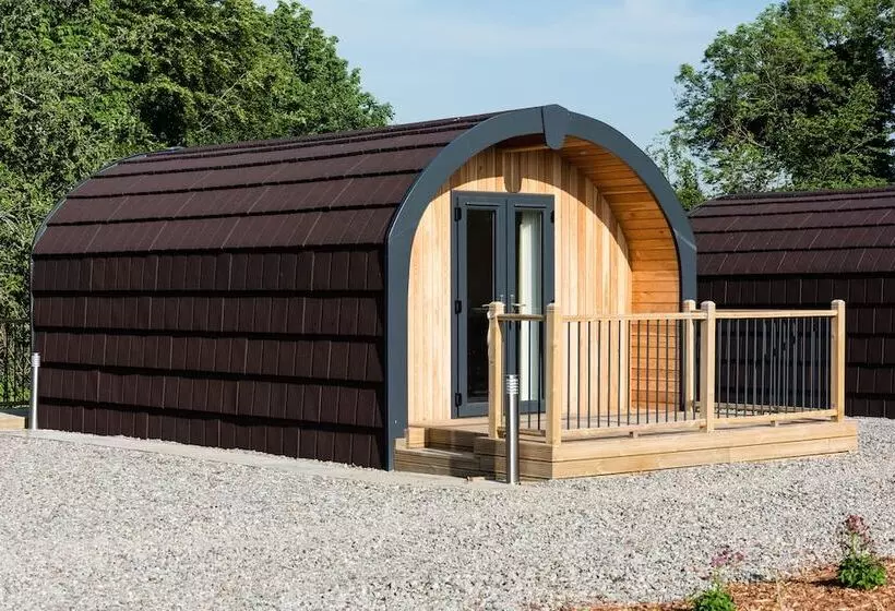 Hotelli Weedingshall Lodges