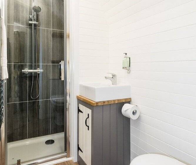 Otel Weedingshall Lodges