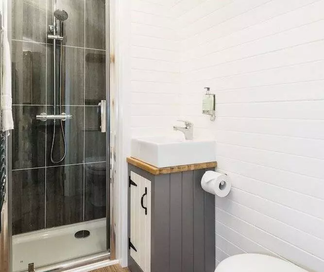 Hotelli Weedingshall Lodges