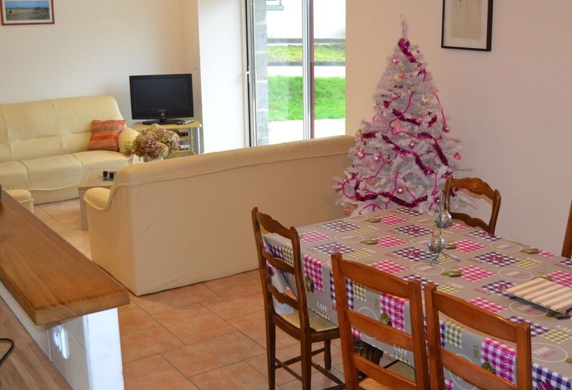 Modern Cottage In Normandy With Large Garden