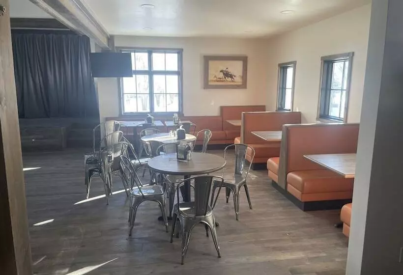 モーテル Challis Roadhouse