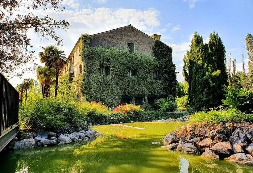 Majatalo Villa Foscolo   Luxury Rooms & Apartments