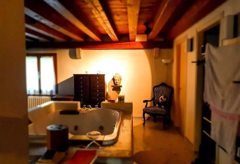 Majatalo Villa Foscolo   Luxury Rooms & Apartments