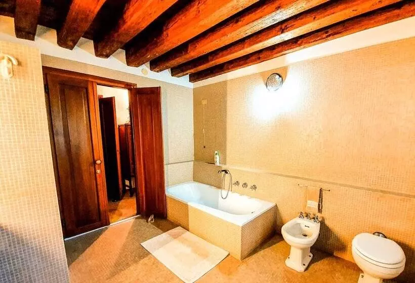 Majatalo Villa Foscolo   Luxury Rooms & Apartments