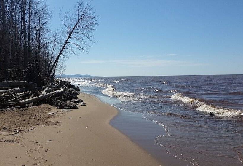 Sunshine Motel And Cabins
