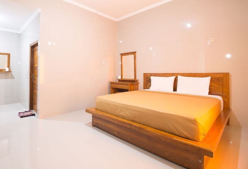 בית מלון כפרי Tanjung Alam  & Restaurant