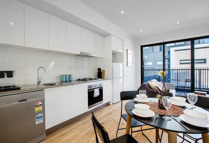 89 Fancy Doncaster Home